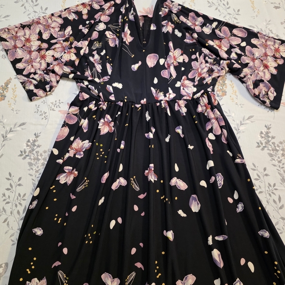 East Adeline Black Floral Maxi Dress – Women’s 1X - Picture 2 of 8
